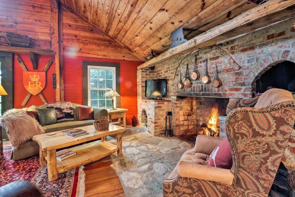 Ginny'S Cabin Spruce Pine Exterior photo